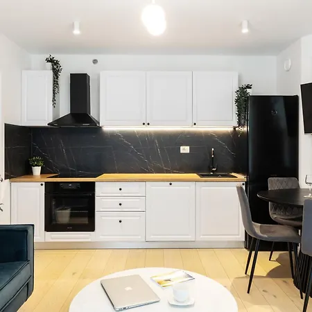 Apartment - 5 Min With Bus To Old Town, Self Check In 0-24h *