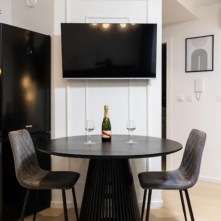 - 5 Min With Bus To Old Town, Self Check In 0-24h *