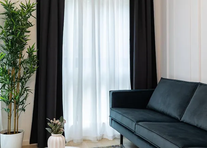 - 5 Min With Bus To Old Town, Self Check In 0-24h Dubrovnik