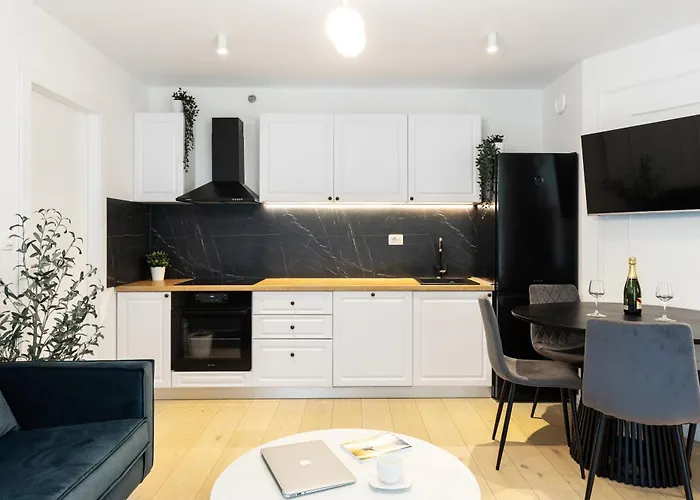 Apartamento - 5 Min With Bus To Old Town, Self Check In 0-24h *