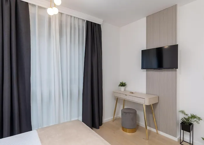 Apartamento - 5 Min With Bus To Old Town, Self Check In 0-24h